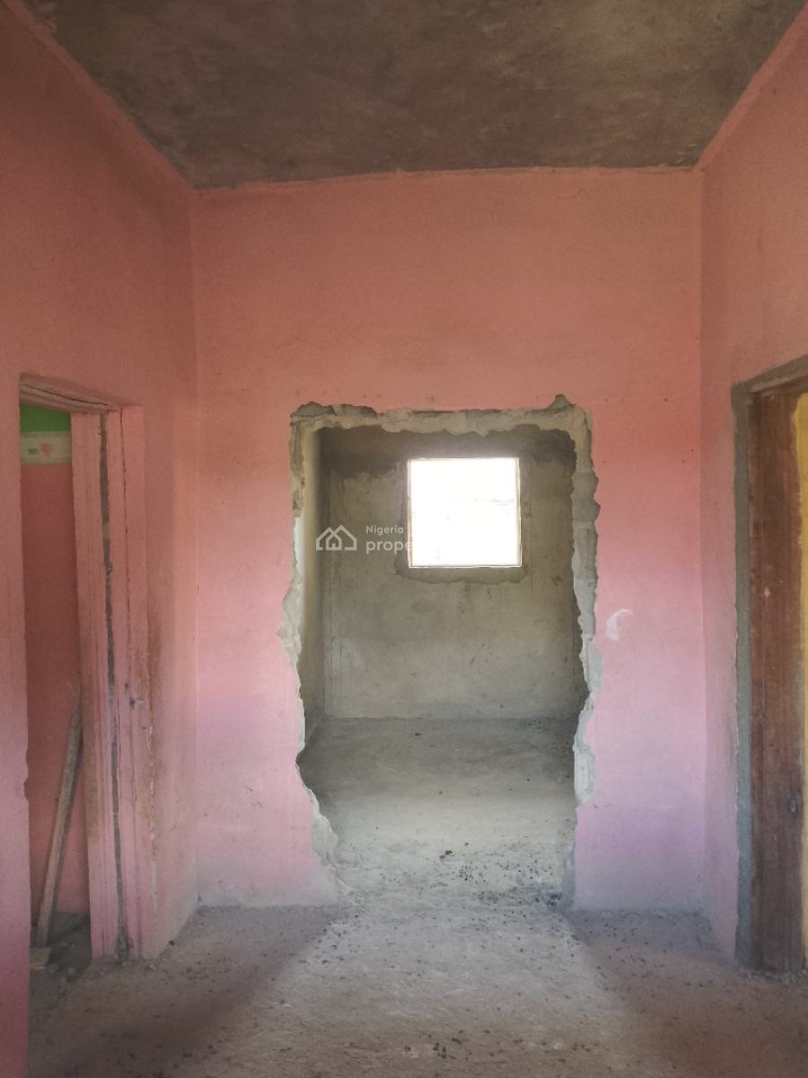 Mini Flat, Macaulay Off Bayeku Road, Igbogbo, Ikorodu, Lagos, Block of Flats for Sale