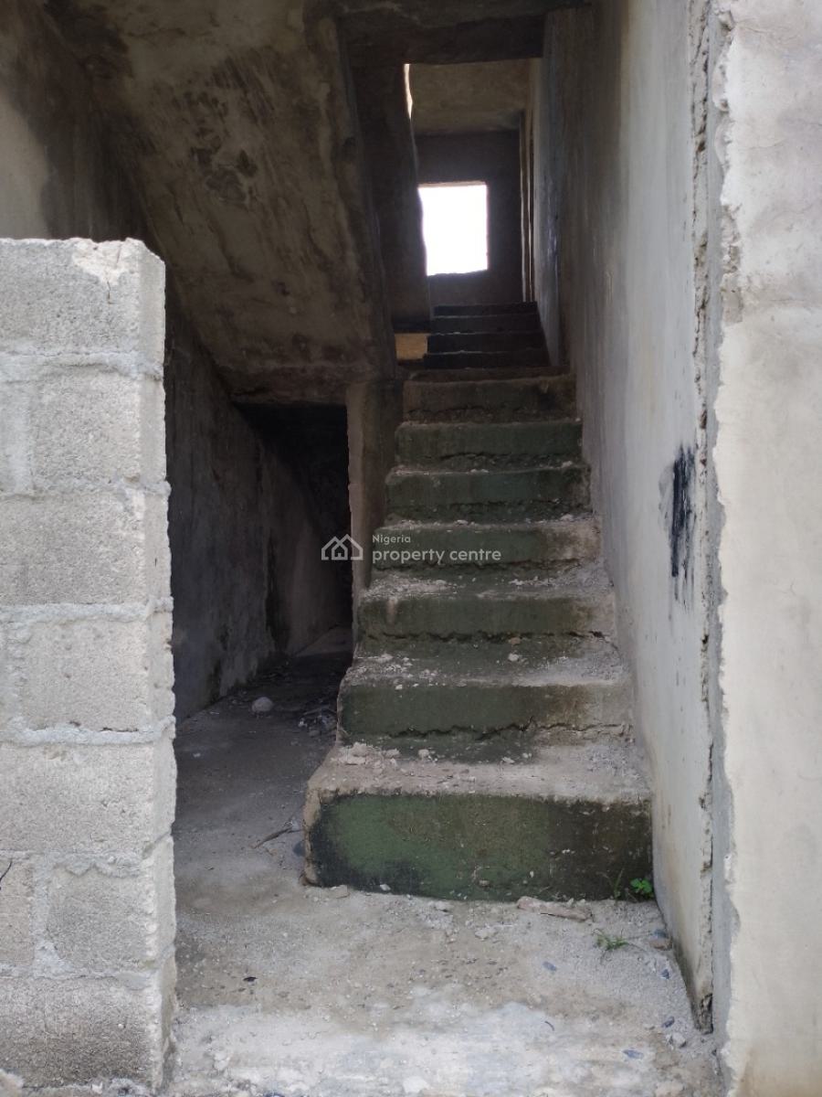 Mini Flat, Macaulay Off Bayeku Road, Igbogbo, Ikorodu, Lagos, Block of Flats for Sale