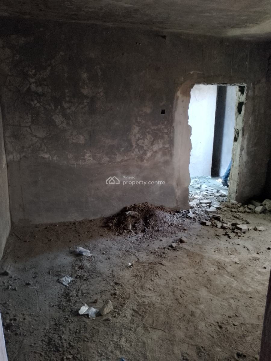 Mini Flat, Macaulay Off Bayeku Road, Igbogbo, Ikorodu, Lagos, Block of Flats for Sale