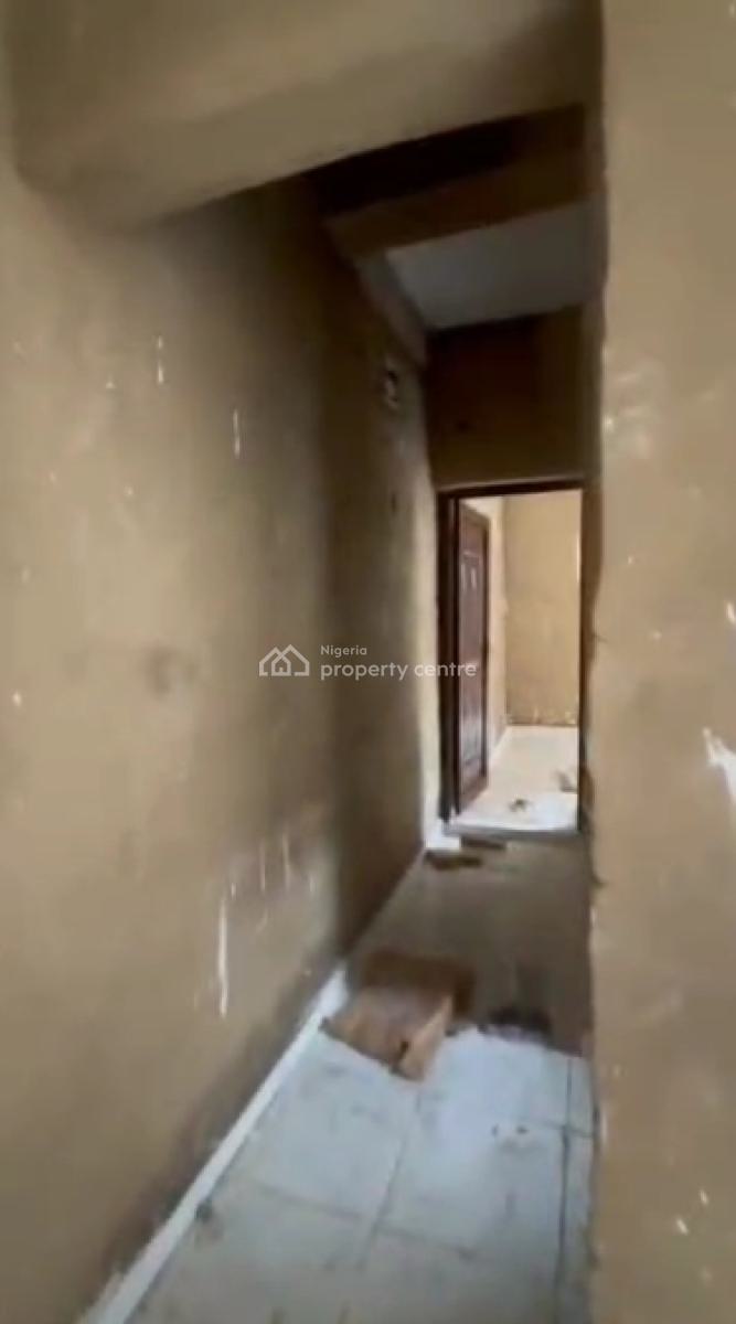 Very Decent and Spacious Mini Flat, Igbobi, Yaba, Lagos, Mini Flat (room and Parlour) for Rent