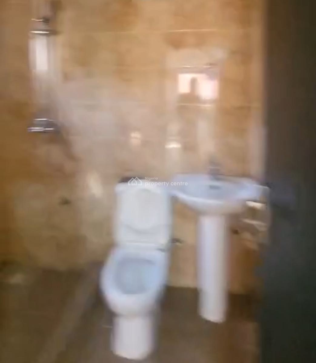 Spacious Luxury 3 Bedroom Flat , Tarred Rd, By Arab, Utako, Abuja, Flat / Apartment for Rent