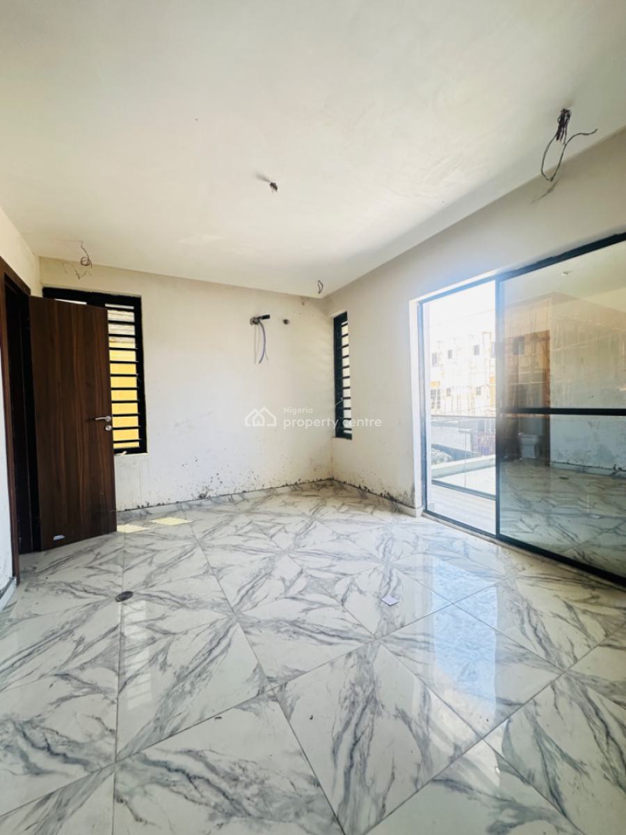 2 Bedrooms Apartment Available, Ologolo, Lekki, Lagos, Flat / Apartment for Sale