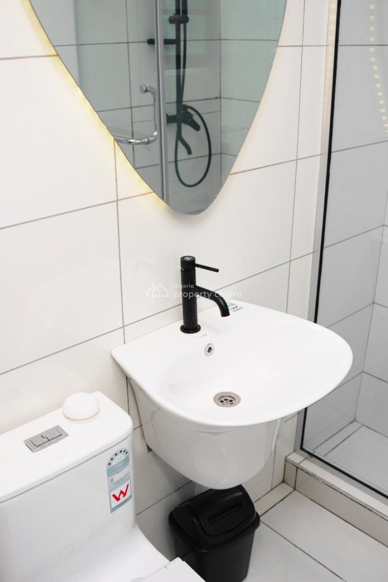 Newly Launched Two Bedroom Penthouse Apartment with Pool, Gym, Ps5, Gbangbala Street, Ikate Elegushi, Lekki, Lagos, Flat / Apartment Short Let