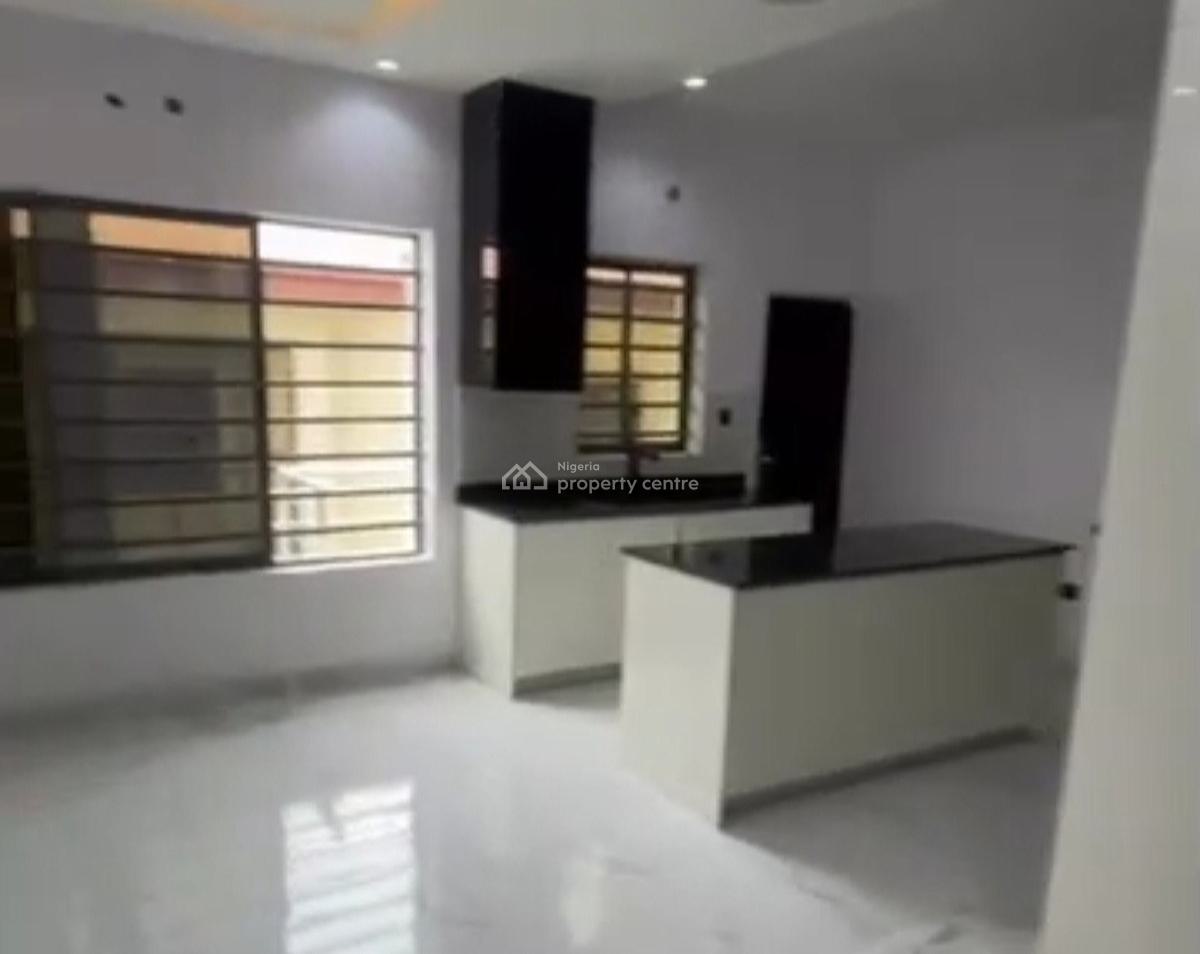 Ten (10) Units of 3 Bedrooms Flats, Off Admiralty Way, Lekki Phase 1, Lekki, Lagos, Flat / Apartment for Sale