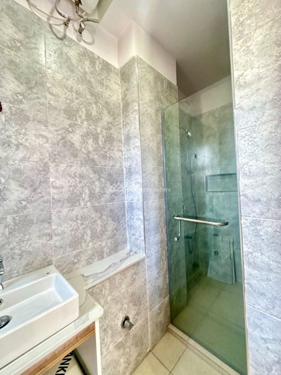 Smart 2 Bedrooms Apartment with Swimming Pool and Gym, Ologolo, Lekki, Lagos, Flat / Apartment for Sale