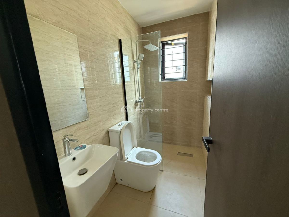 5 Bedroom Terrace with Bq, Jahi, Abuja, House for Sale