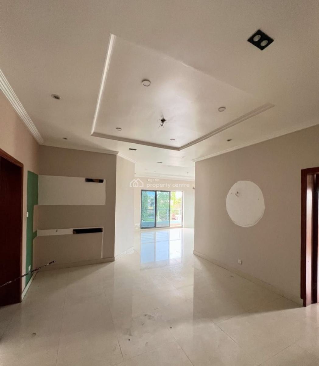 Self-serviced, Come with Your Own Generator 3 Bedroom En-suite Flat, Lekki Phase 1, Lekki, Lagos, Flat / Apartment for Rent