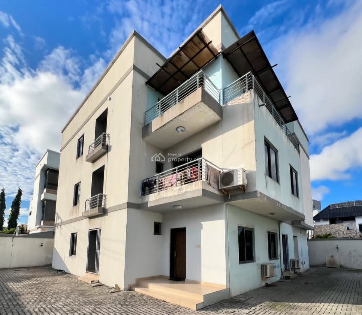 Self-serviced, Come with Your Own Generator 3 Bedroom En-suite Flat, Lekki Phase 1, Lekki, Lagos, Flat / Apartment for Rent