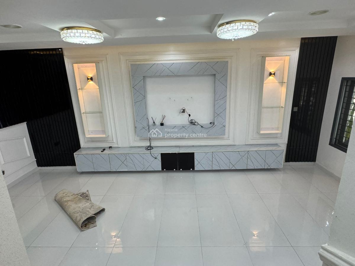 Three Bathrooms Semi Detached Duplex, Ogombo, Ajah, Lagos, Semi-detached Duplex for Sale