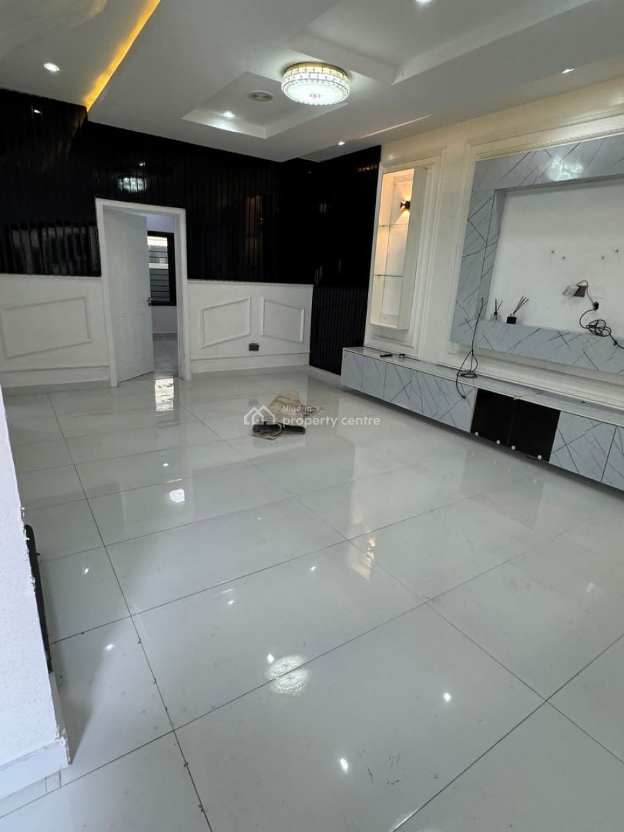 Three Bathrooms Semi Detached Duplex, Ogombo, Ajah, Lagos, Semi-detached Duplex for Sale