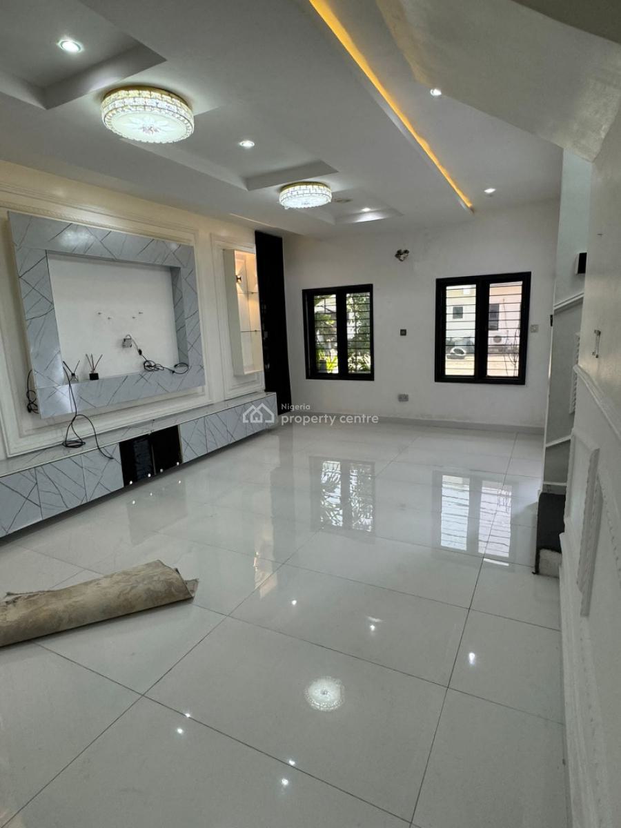 Three Bathrooms Semi Detached Duplex, Ogombo, Ajah, Lagos, Semi-detached Duplex for Sale