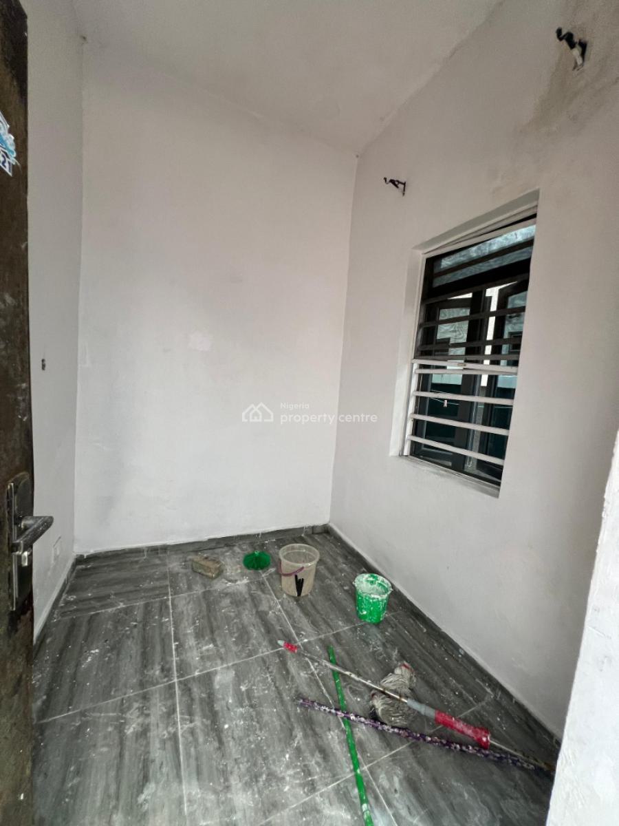 a Room Bq Inside a Secured Estate, Royal Pine Estate, Orchid Road, Lekki, Lagos, Self Contain (single Rooms) for Rent