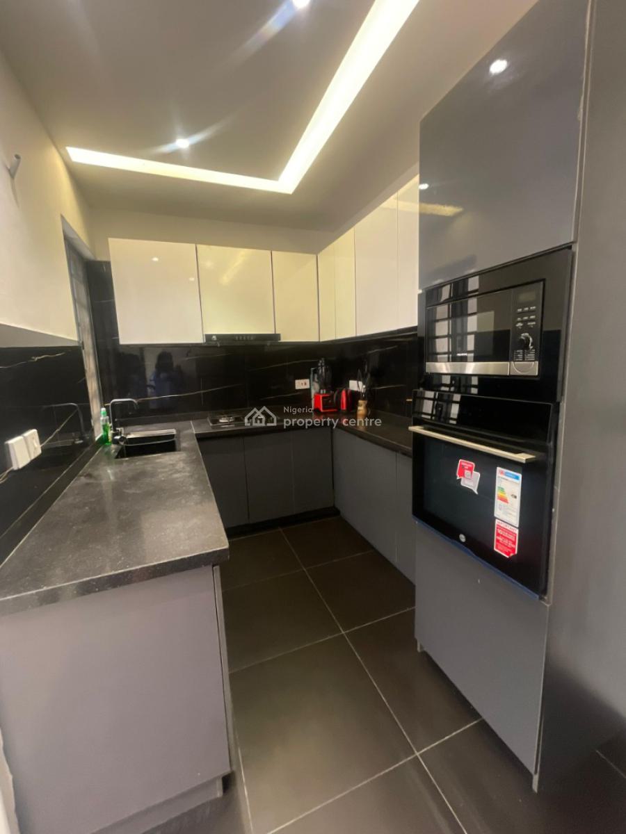 Tastefully Furnished 2 Bedroom Apartment with Ps5 and Clean Aesthetics, Lekki Conservation Road, Lekki, Lagos, Flat / Apartment Short Let