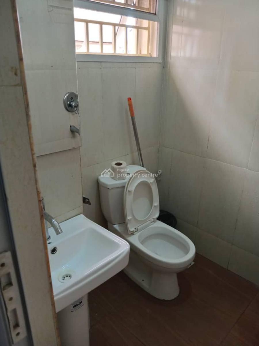 Neatly Furnished Studio Self Contain, Plot 809/810 Dahiru Musdafa Boulevard, Wuye, Abuja, Self Contain (single Rooms) Short Let