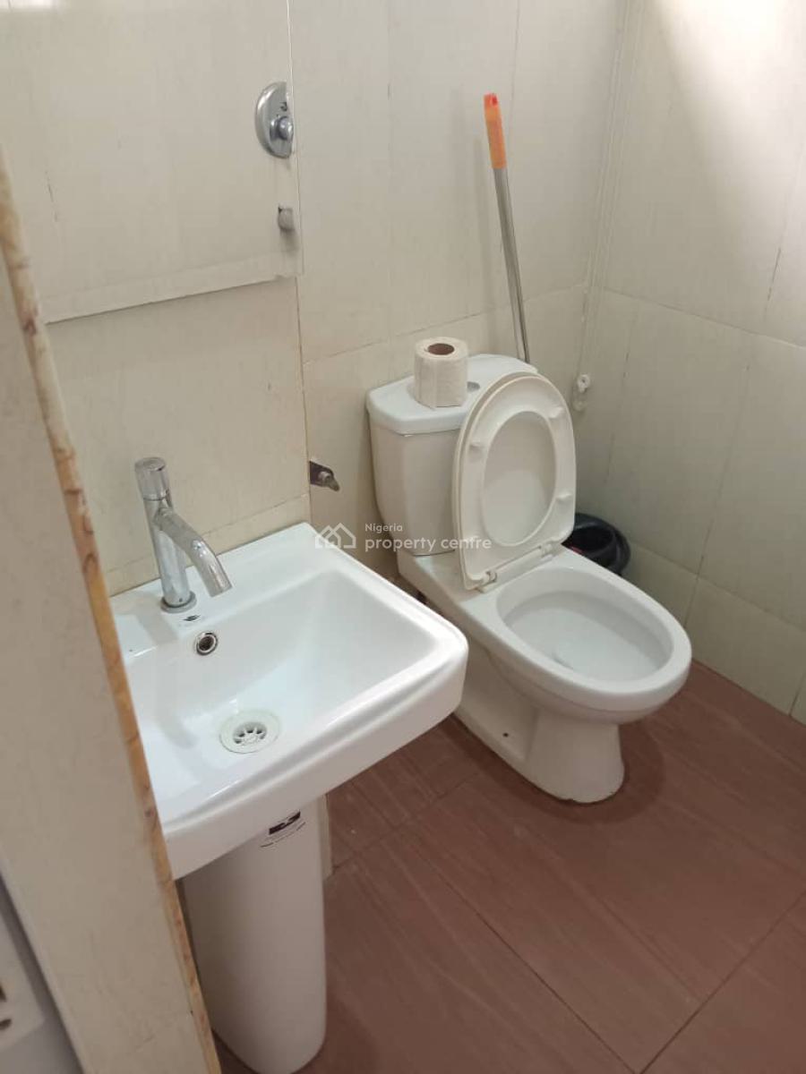 Neatly Furnished Studio Self Contain, Plot 809/810 Dahiru Musdafa Boulevard, Wuye, Abuja, Self Contain (single Rooms) Short Let