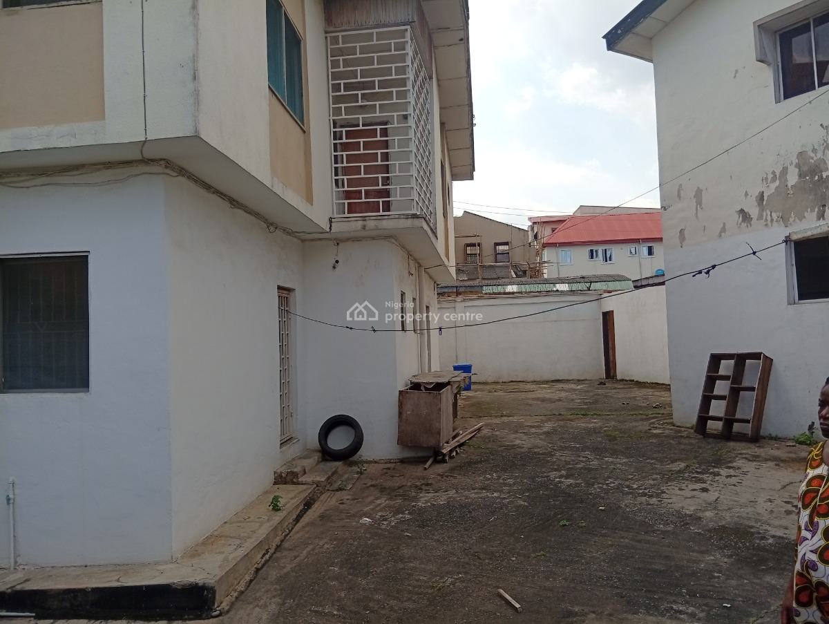 7 Bedrooms Duplex with 2 Units of 2 Bedrooms Bq, Ojodu Berger Close to Fbn, Ojodu Berger, Ojodu, Lagos, Detached Duplex for Sale