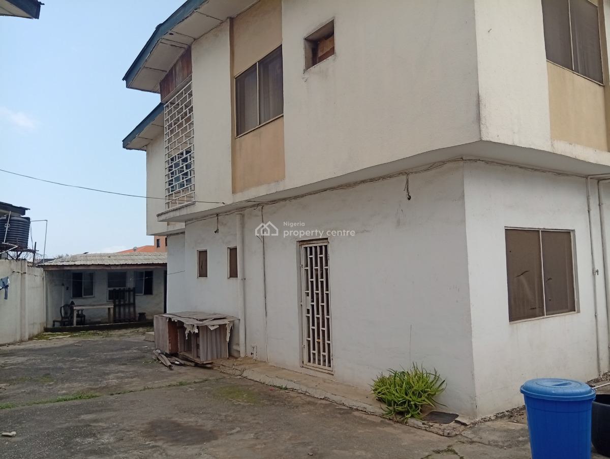 7 Bedrooms Duplex with 2 Units of 2 Bedrooms Bq, Ojodu Berger Close to Fbn, Ojodu Berger, Ojodu, Lagos, Detached Duplex for Sale