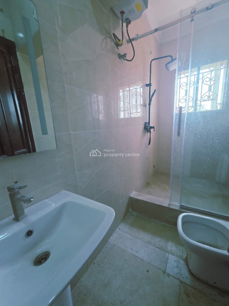 3 Bedrooms Penthouse, Lekki Phase 1, Lekki, Lagos, Flat / Apartment for Rent
