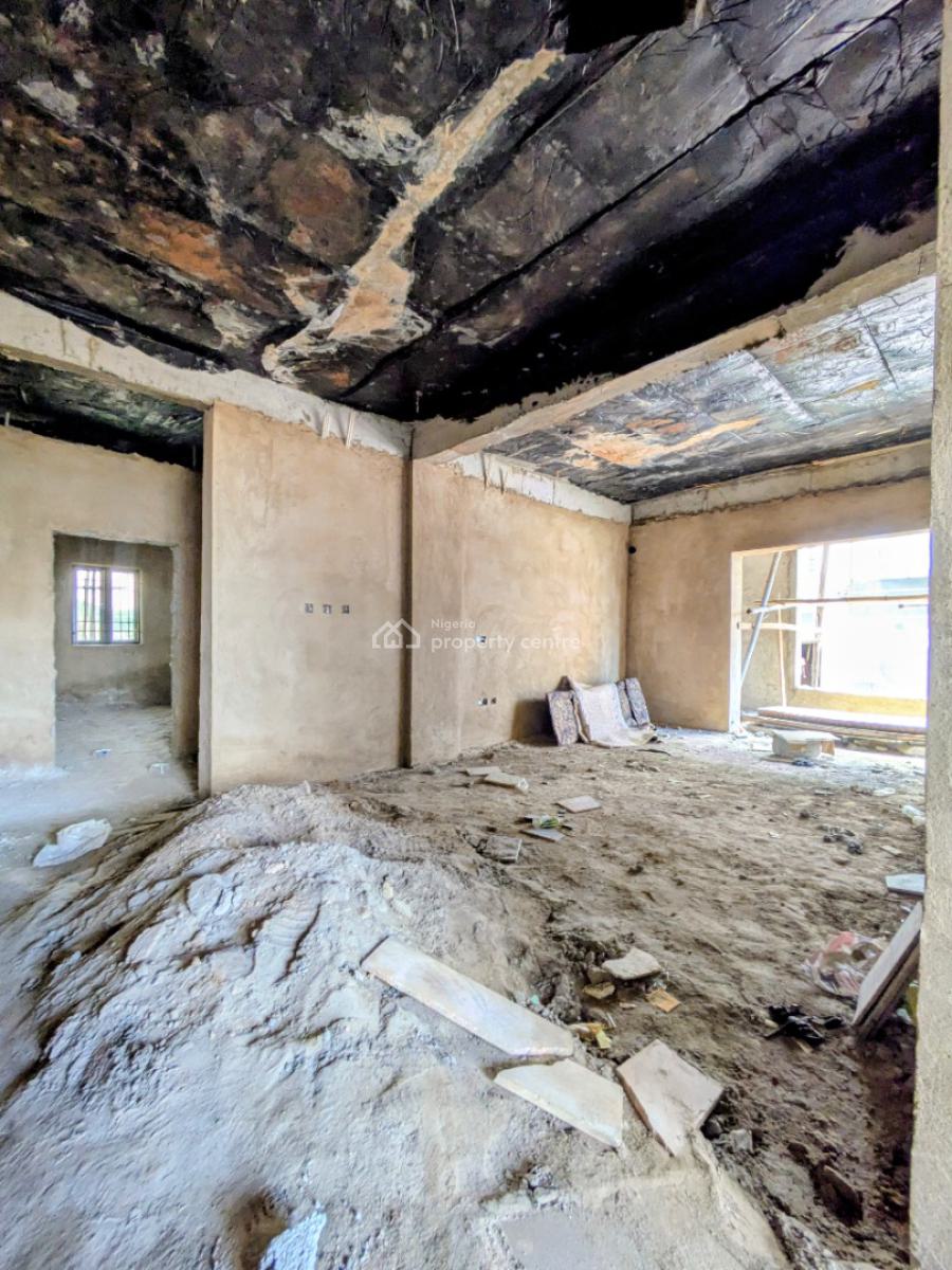 Spacious Pre-finished 3 Bedroom Apartment with Bq, Garki 2, Garki, Abuja, Flat / Apartment for Sale