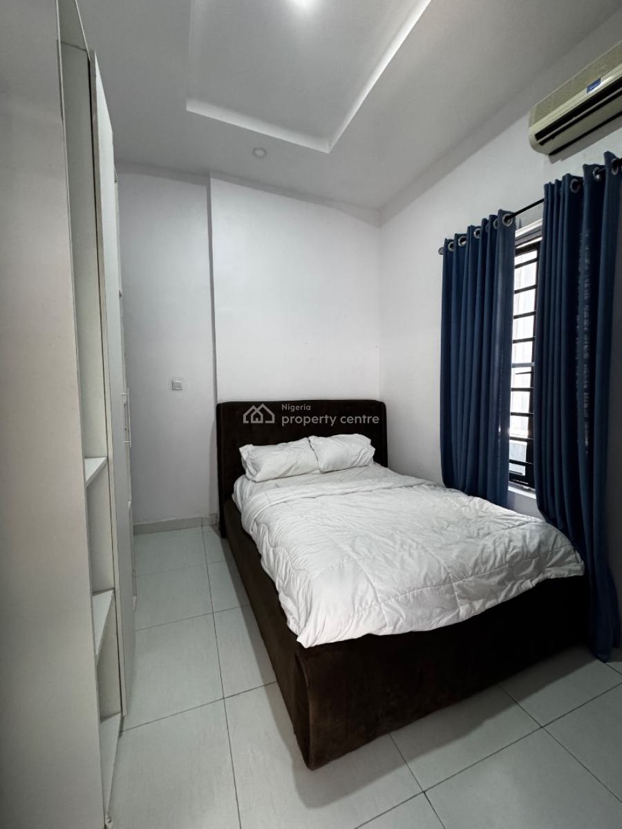 Self Contain, Royal Pine 3 Estate, Orchid, Lekki, Lagos, Self Contain (single Rooms) Short Let
