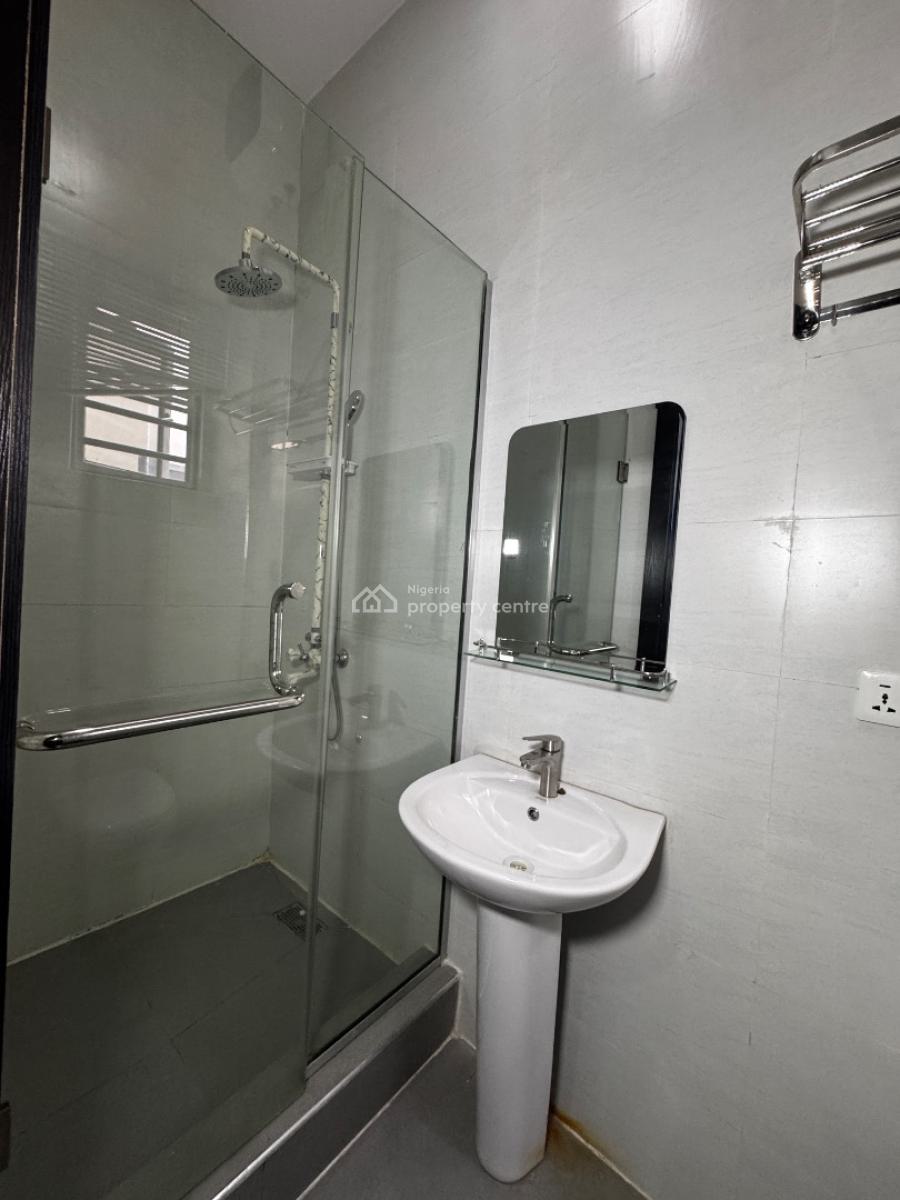Self Contain, Royal Pine 3 Estate, Orchid, Lekki, Lagos, Self Contain (single Rooms) Short Let