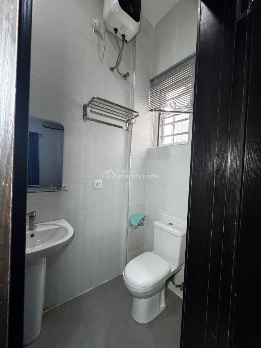 Self Contain, Royal Pine 3 Estate, Orchid, Lekki, Lagos, Self Contain (single Rooms) Short Let