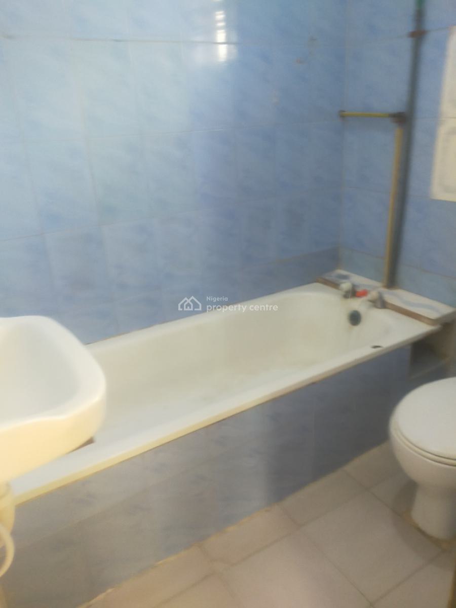 3 Bedroom Flat, Mende, Maryland, Lagos, Flat / Apartment for Rent