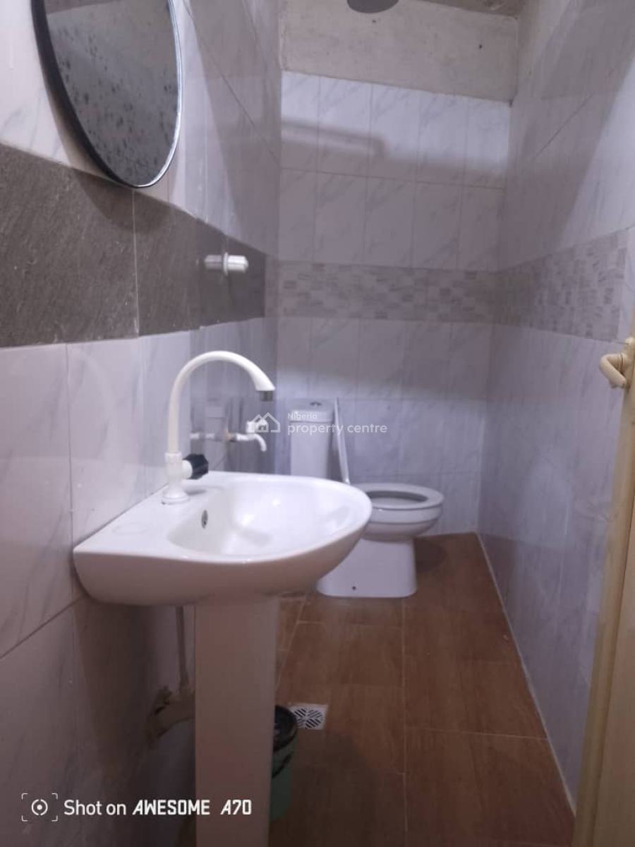 3 Bedroom Flat, Ilupeju, Ilupeju, Lagos, Flat / Apartment for Rent