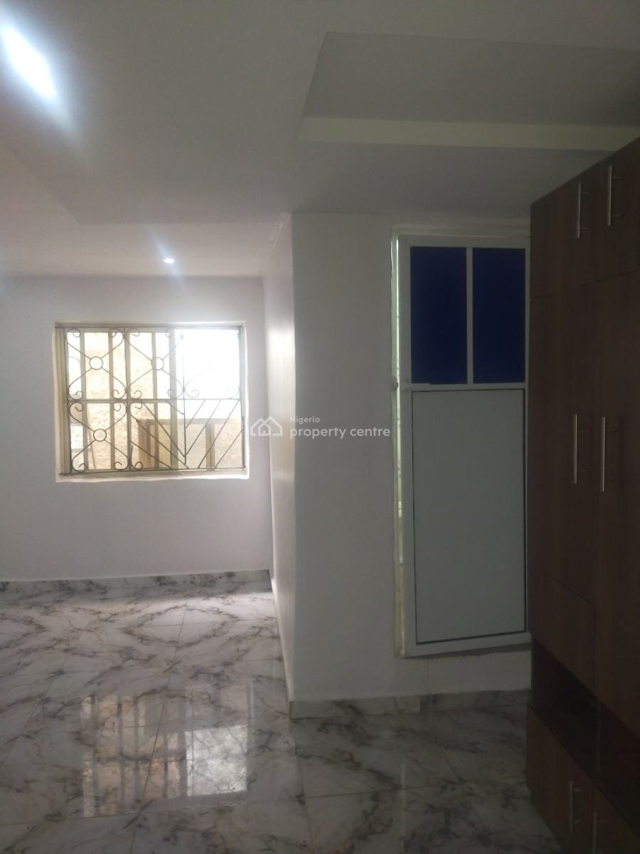 2 Bedroom Flat, Ilupeju, Lagos, Flat / Apartment for Rent