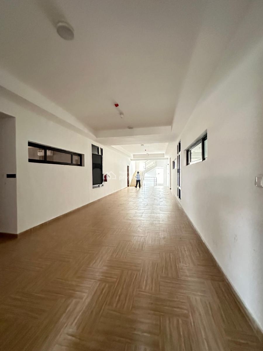 Exquisite 3 Bedroom Apartment with Big Bq, Swimming Pool and Elevator, Lekki Phase 1, Lekki, Lagos, House for Sale
