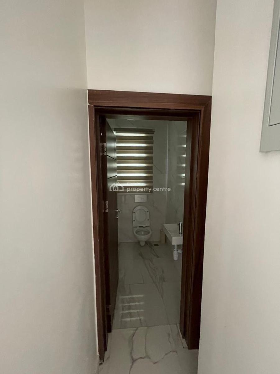 Luxury Fully Serviced 2 Bedroom Apartment, Periwinkle Estate, Lekki, Lagos, Flat / Apartment for Rent