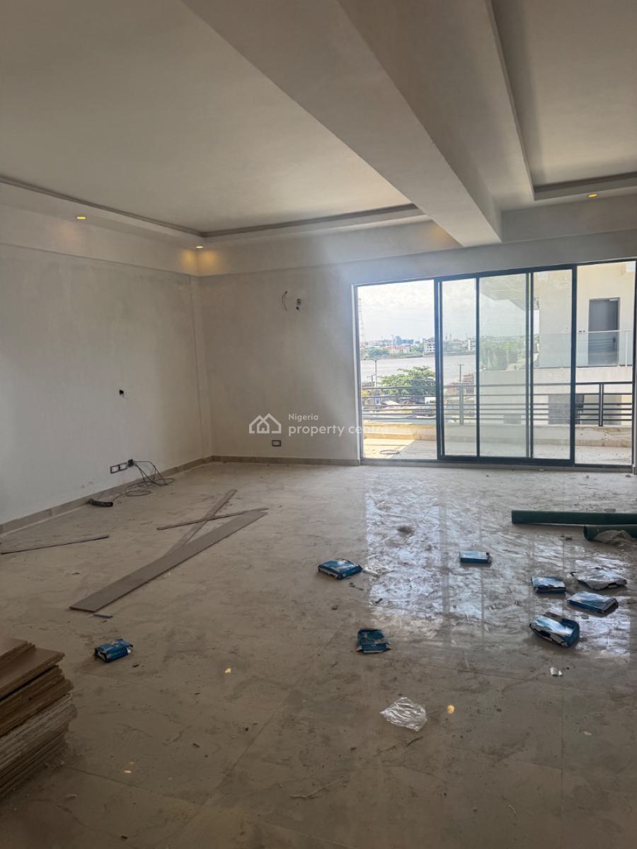 Well Finished 3 Bedroom Apartment, Lekki Phase 1, Lekki, Lagos, Flat / Apartment for Rent