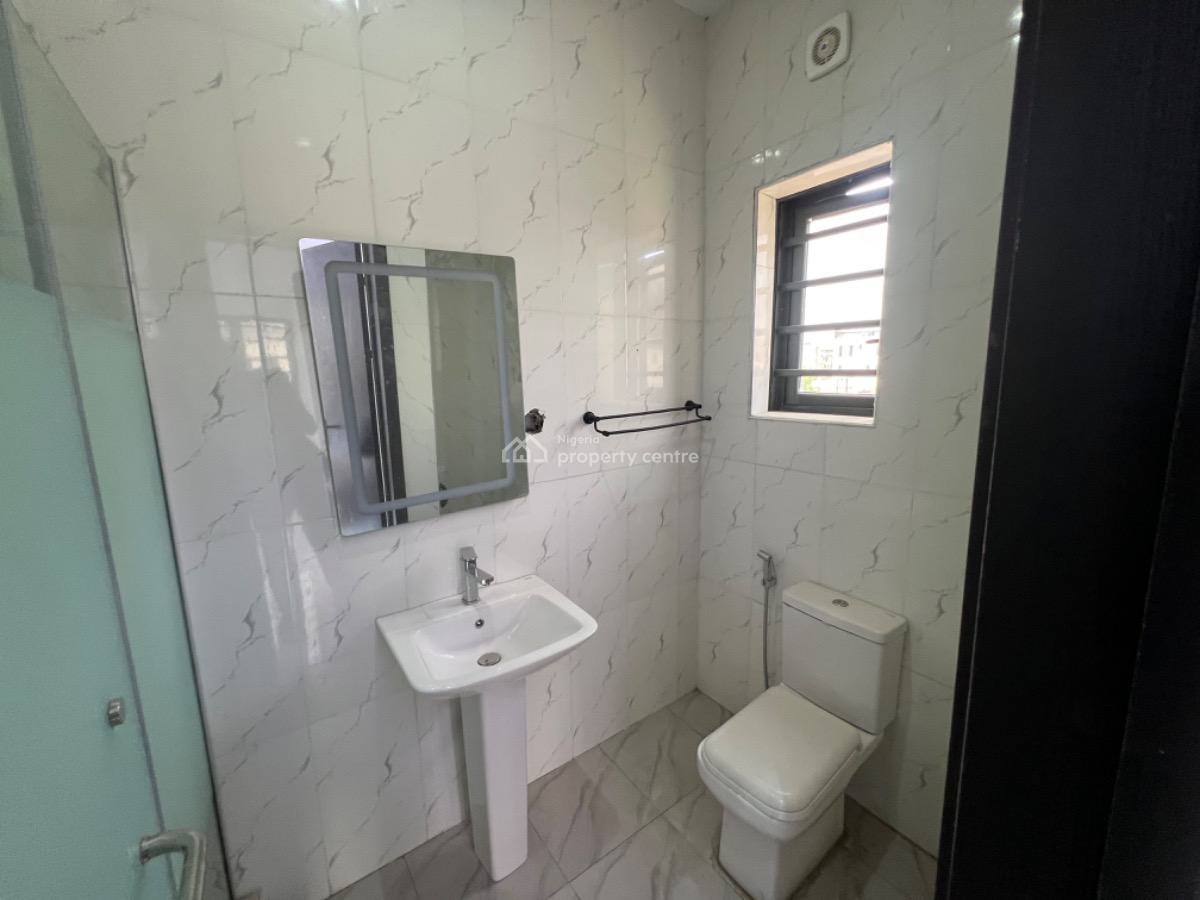 Brand New 2 Bedroom Apartment, Ologolo, Lekki, Lagos, Flat / Apartment for Sale