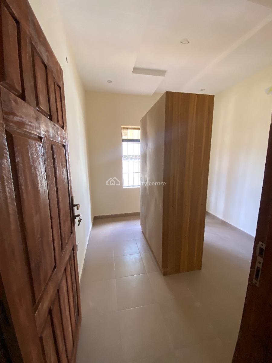 a Room and a Parlor Self Contain, Jibrin Estate Before Shop Rite, Sangotedo, Ajah, Lagos, Mini Flat (room and Parlour) for Rent