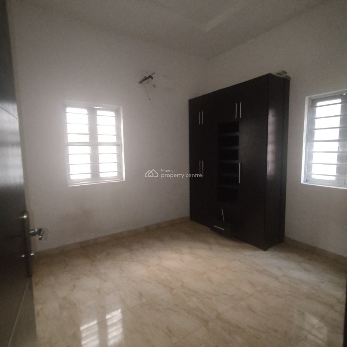 Spacious 5 Bedroom Fully Detached Duplex with Bq, Chevron Drive, Lekki Expressway, Lekki, Lagos, Detached Duplex for Rent