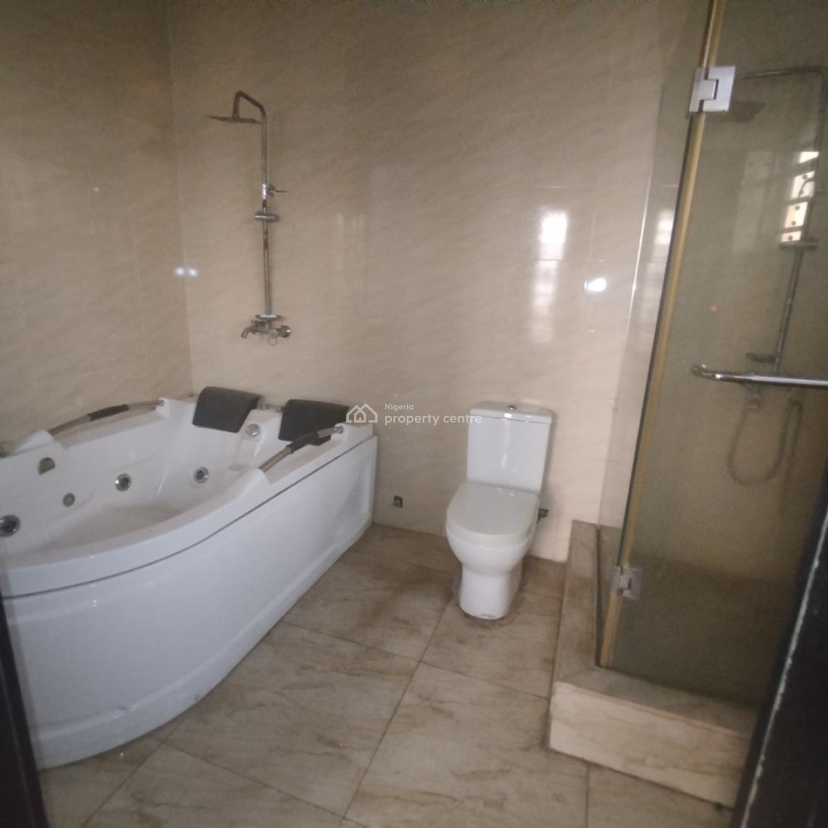 Spacious 5 Bedroom Fully Detached Duplex with Bq, Chevron Drive, Lekki Expressway, Lekki, Lagos, Detached Duplex for Rent