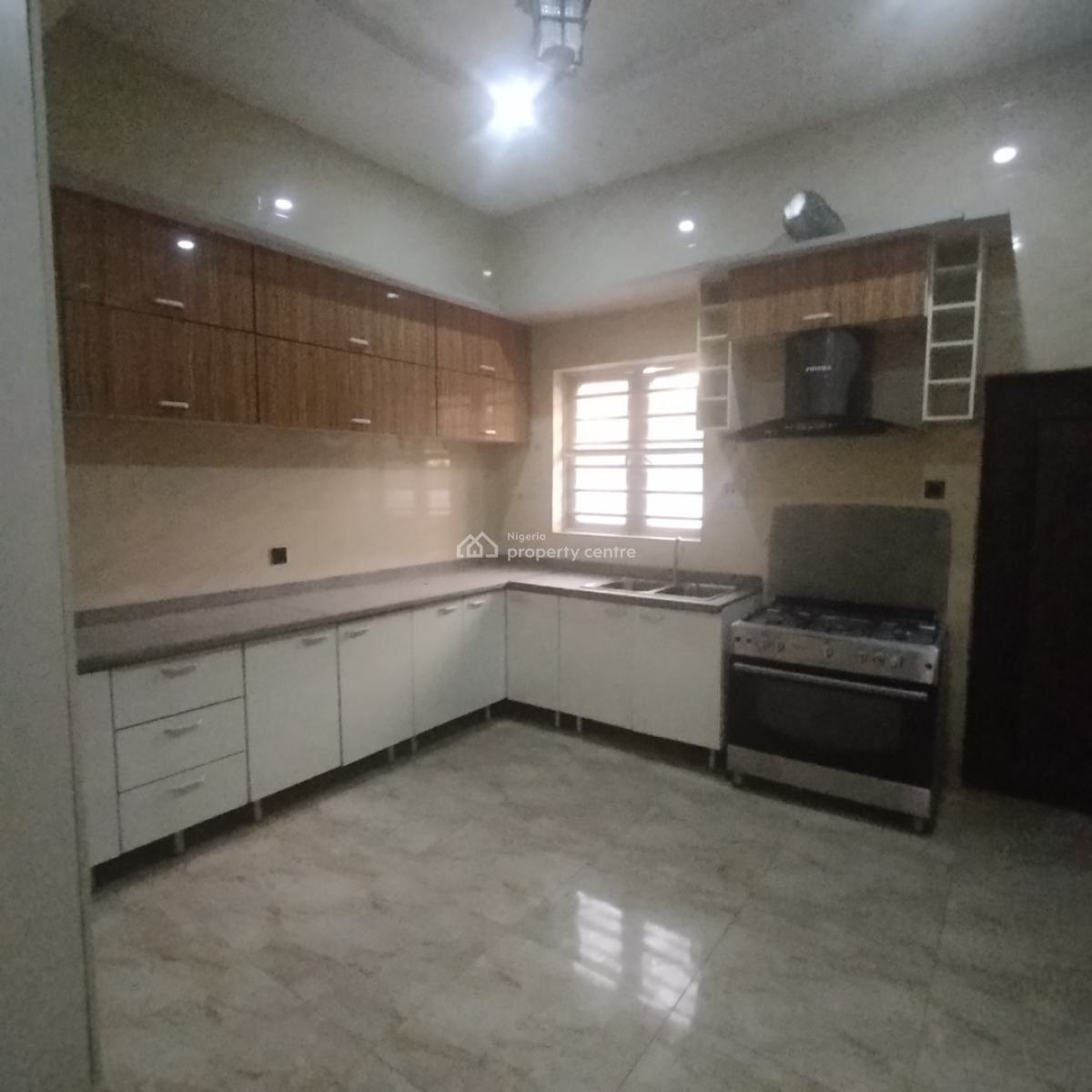 Spacious 5 Bedroom Fully Detached Duplex with Bq, Chevron Drive, Lekki Expressway, Lekki, Lagos, Detached Duplex for Rent
