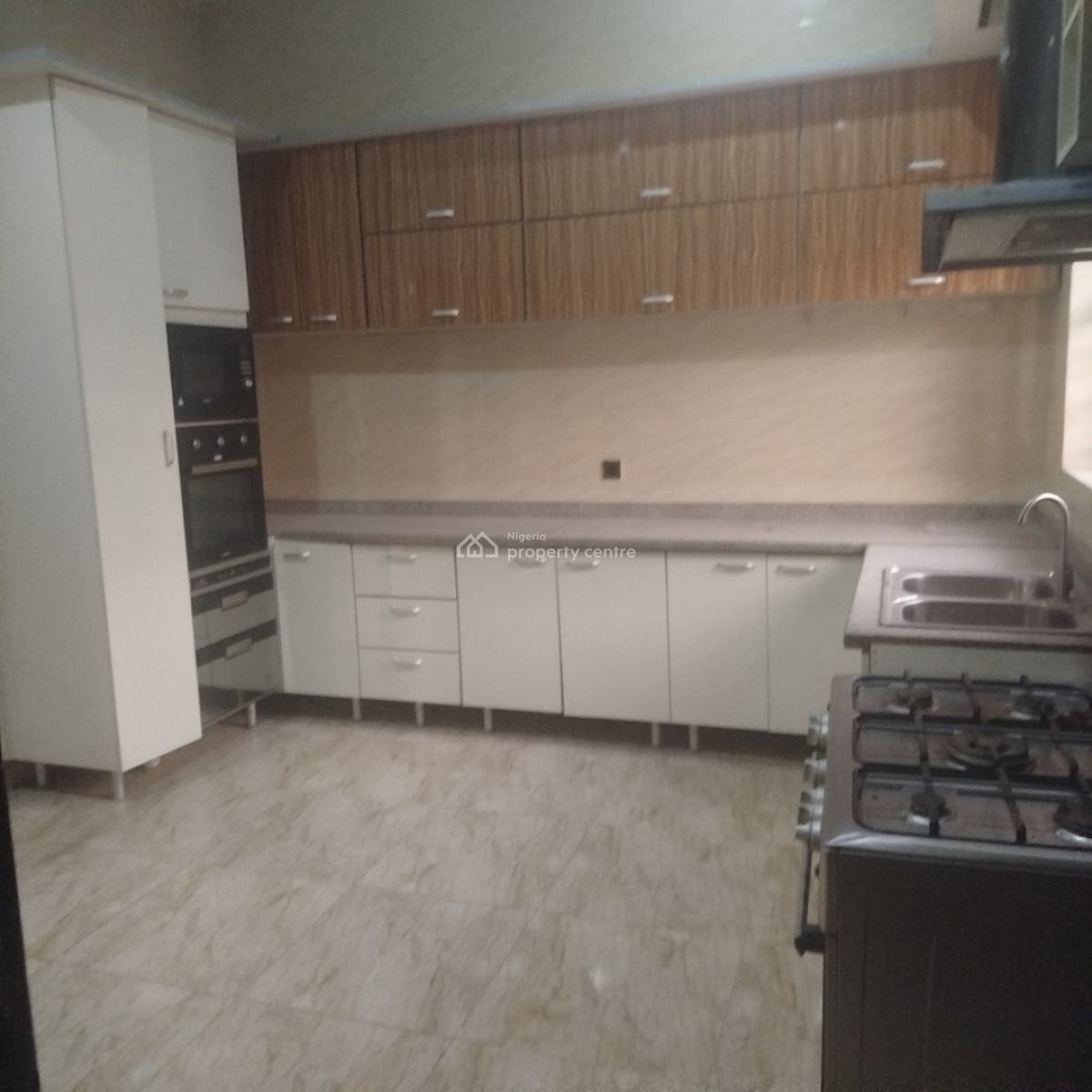 Spacious 5 Bedroom Fully Detached Duplex with Bq, Chevron Drive, Lekki Expressway, Lekki, Lagos, Detached Duplex for Rent