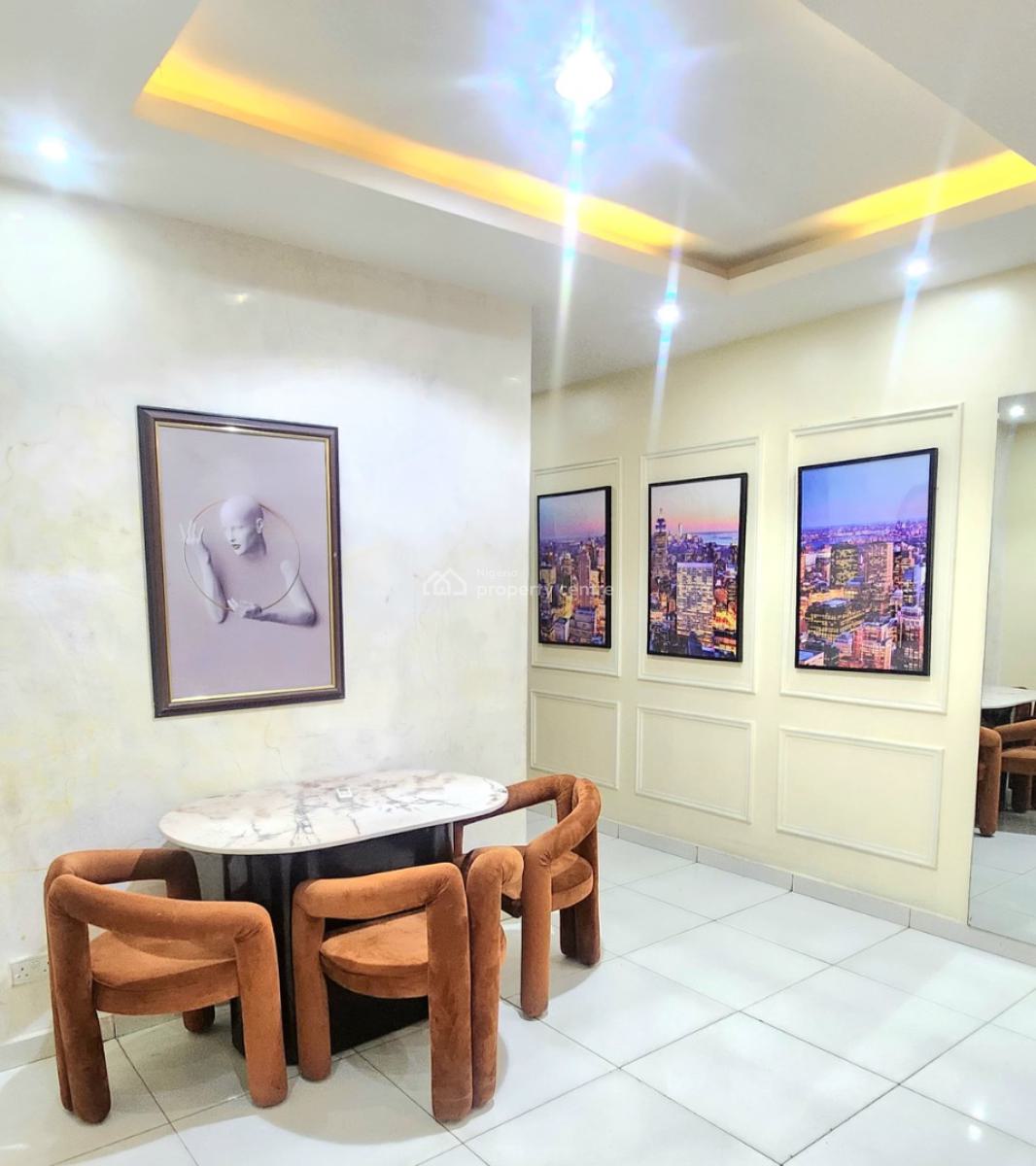 Cosy 2 Bedroom Apartment, Off Admiralty Way, Lekki Phase 1, Lekki, Lagos, Flat / Apartment Short Let