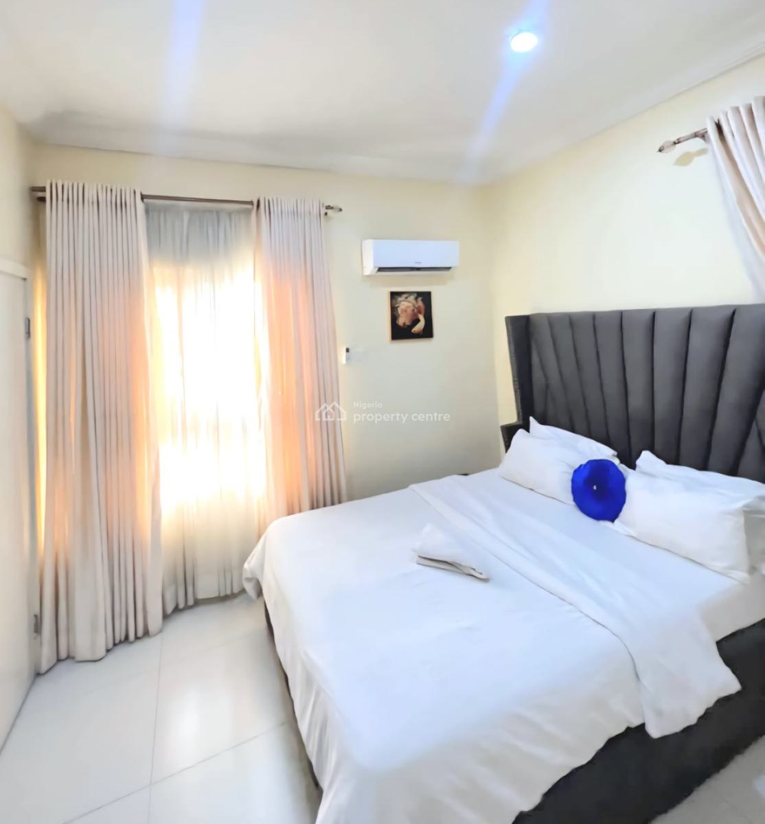 Cosy 2 Bedroom Apartment, Off Admiralty Way, Lekki Phase 1, Lekki, Lagos, Flat / Apartment Short Let