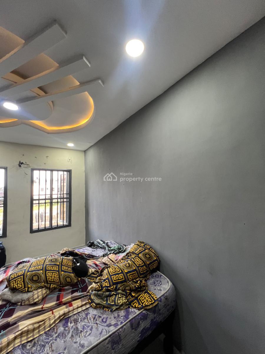 Converted Room and Palour in a Gated Area, Ologolo, Lekki, Lagos, Mini Flat (room and Parlour) for Rent