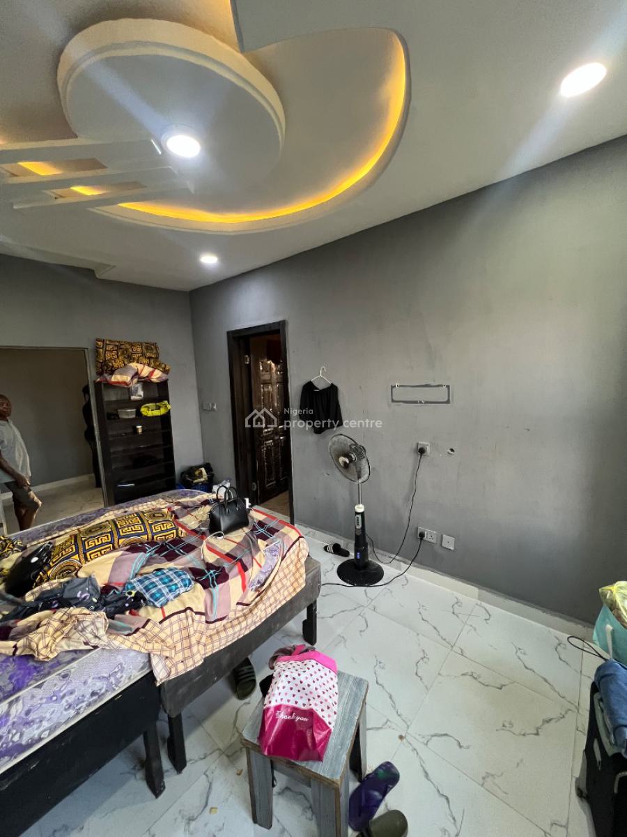 Converted Room and Palour in a Gated Area, Ologolo, Lekki, Lagos, Mini Flat (room and Parlour) for Rent