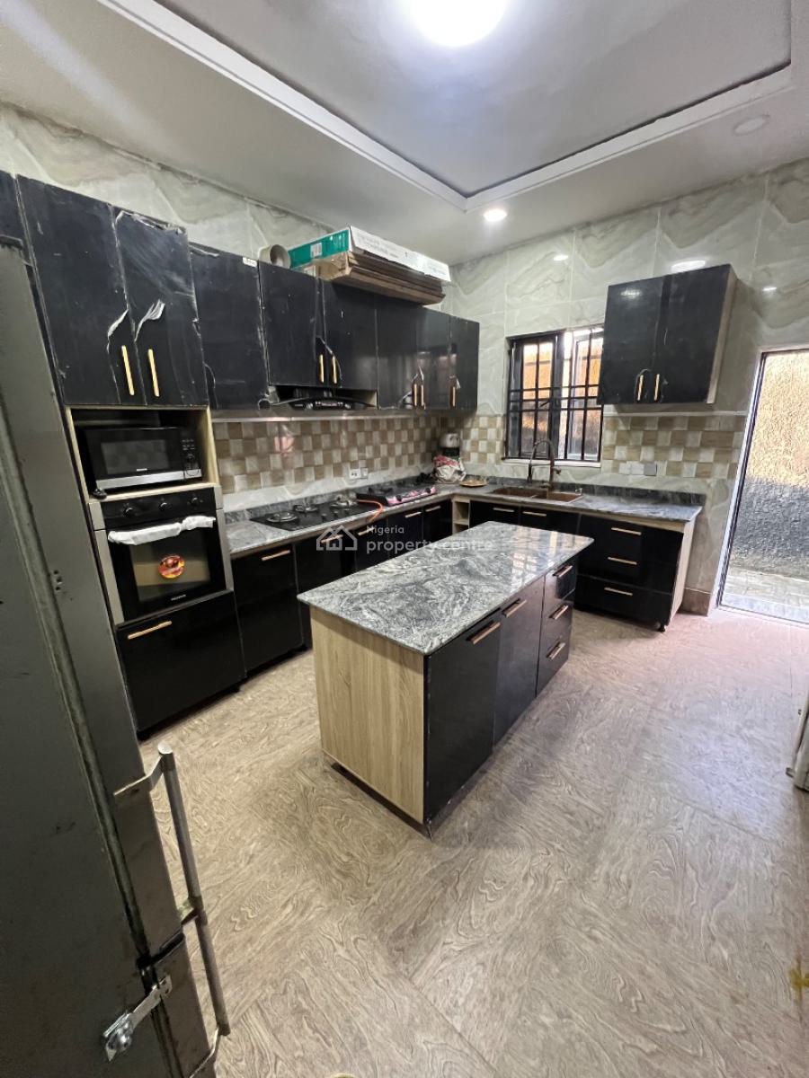Converted Room and Palour in a Gated Area, Ologolo, Lekki, Lagos, Mini Flat (room and Parlour) for Rent