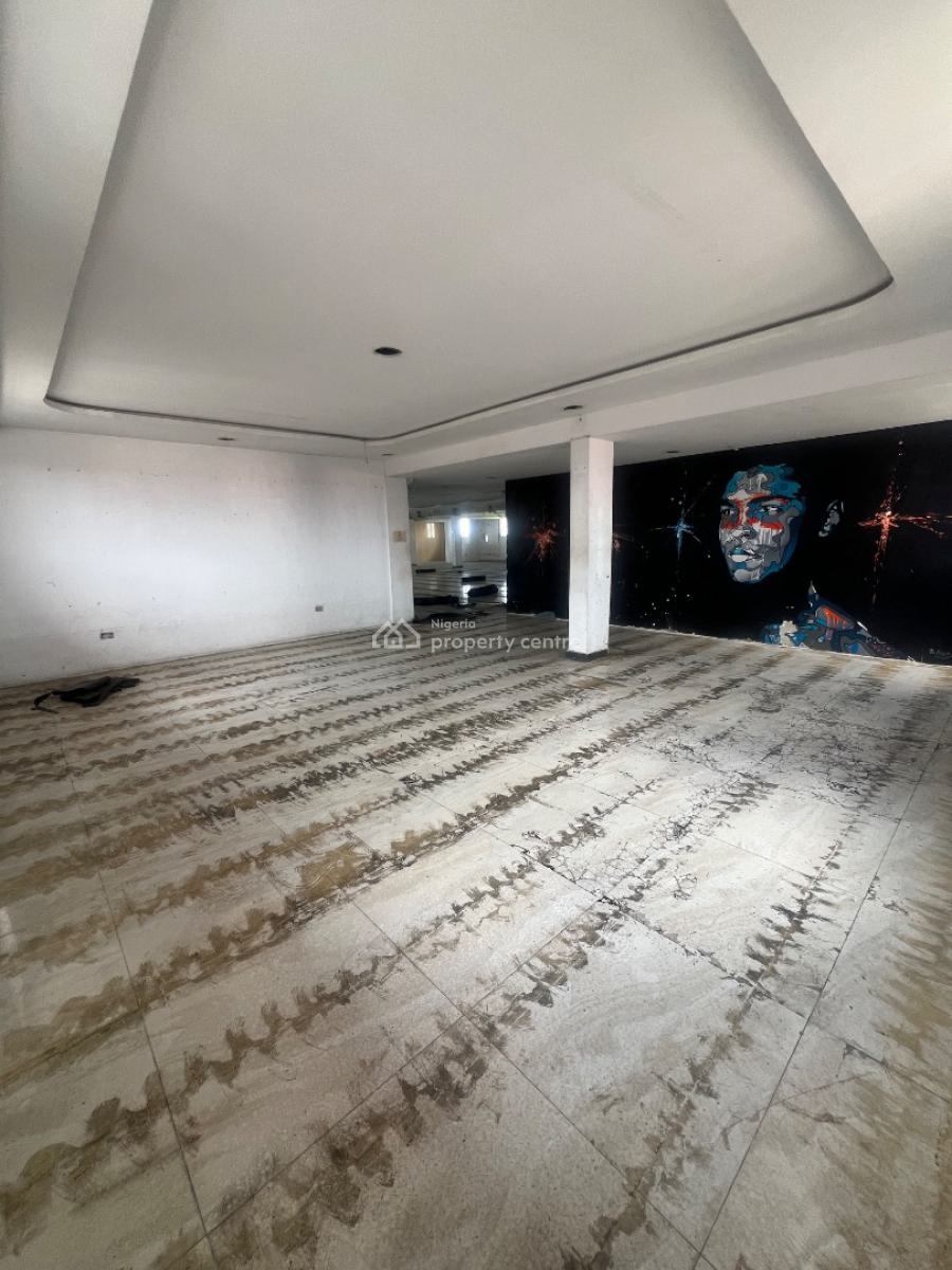 Super-massive 740sqm Commercial Space, Admiralty Way, Lekki Phase 1, Lekki, Lagos, Commercial Property for Rent