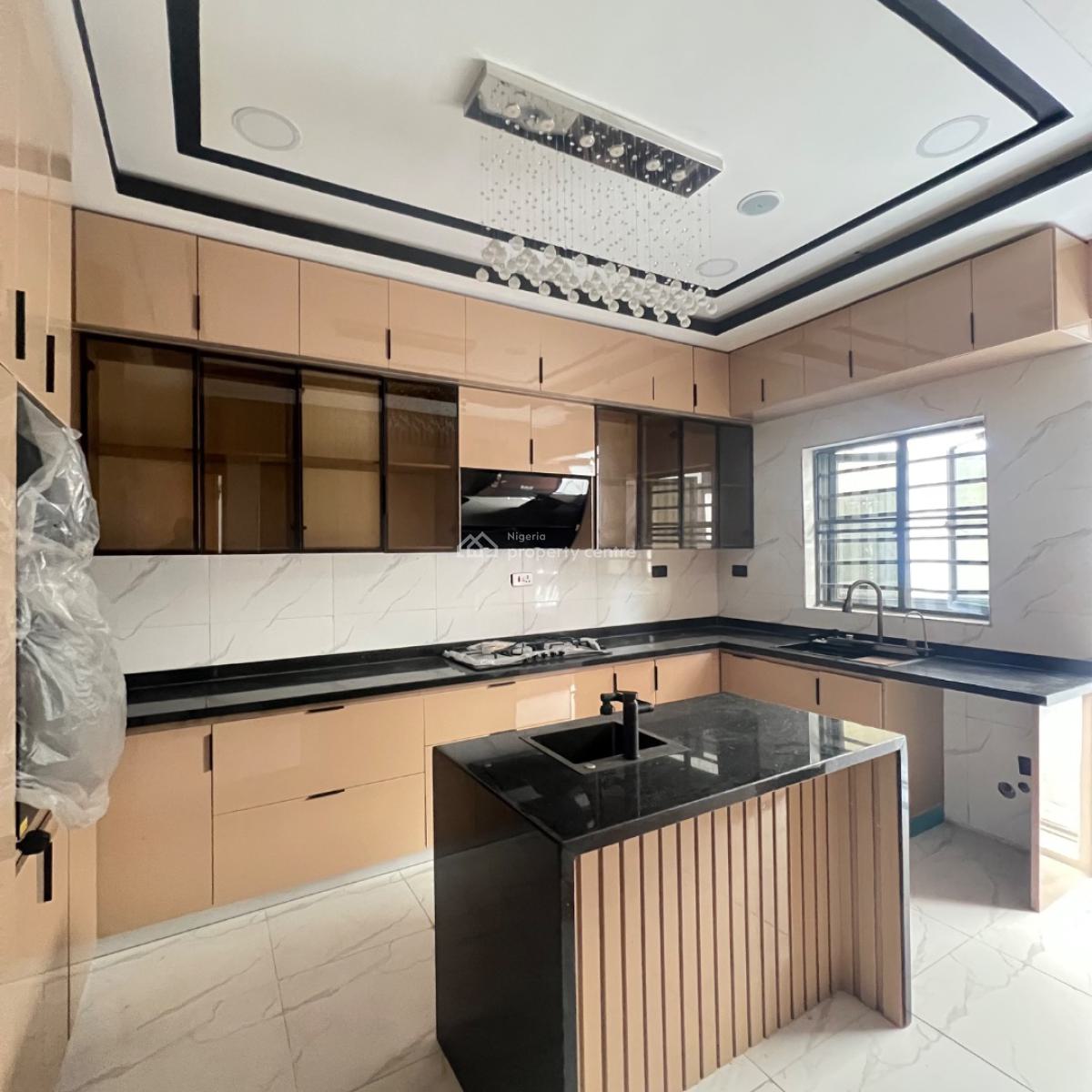 6 Bedroom with Bq, Chevron, Ikota, Lekki, Lagos, Detached Duplex for Sale
