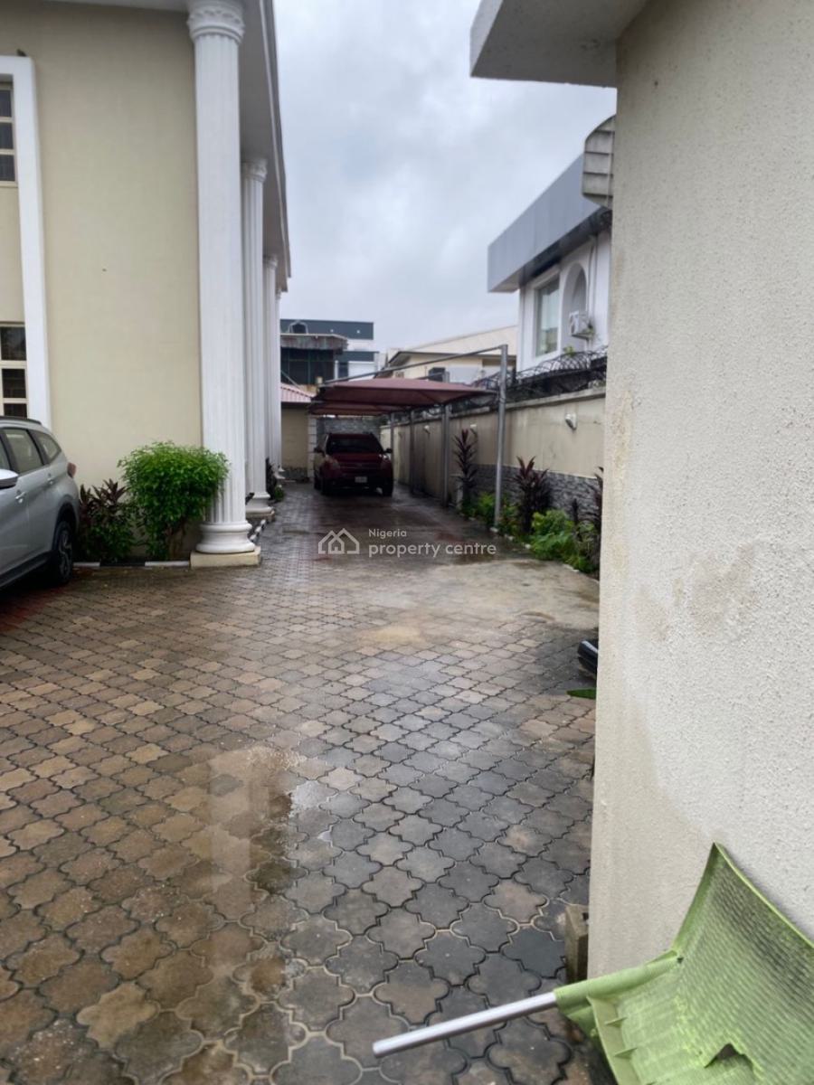 Standard 5 Bedroom, Lekki Phase 1, Lekki, Lagos, Commercial Property for Rent