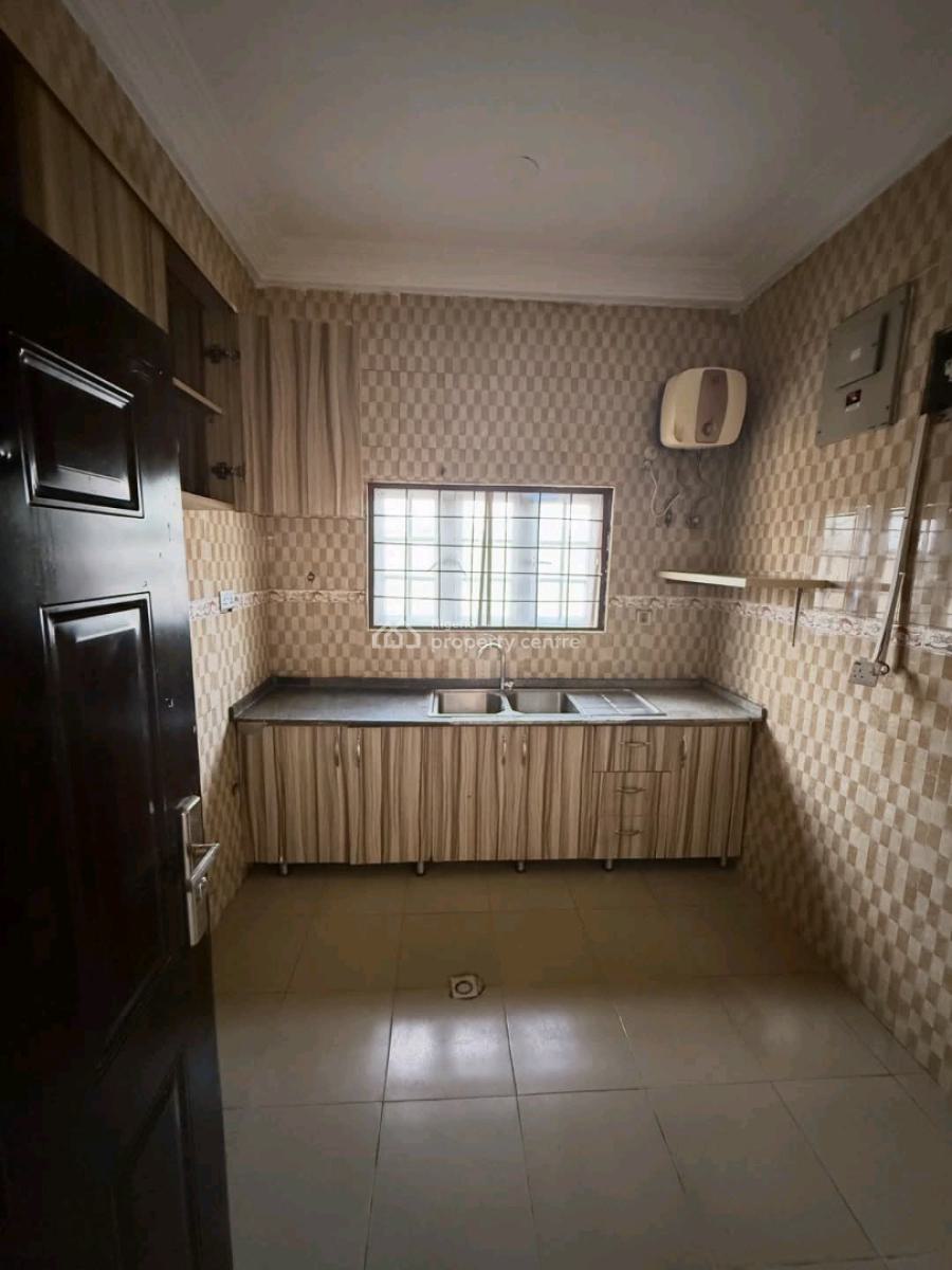 Standard 2 Bedroom Apartment., Wuye Main, Wuye, Abuja, Flat / Apartment for Rent
