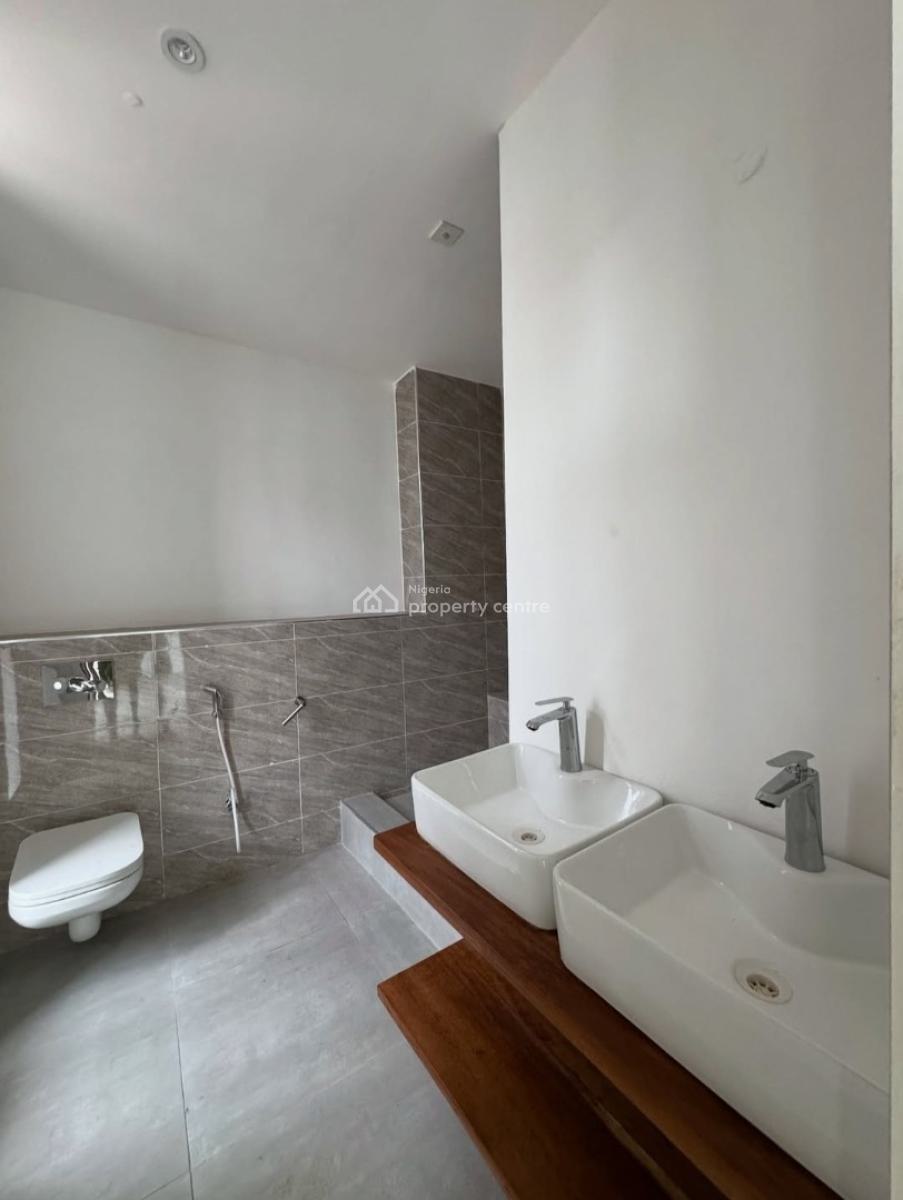 Newly Built and Serviced 4 Bedroom En-suite Townhouse., Ikate, Lekki, Lagos, Terraced Duplex for Rent