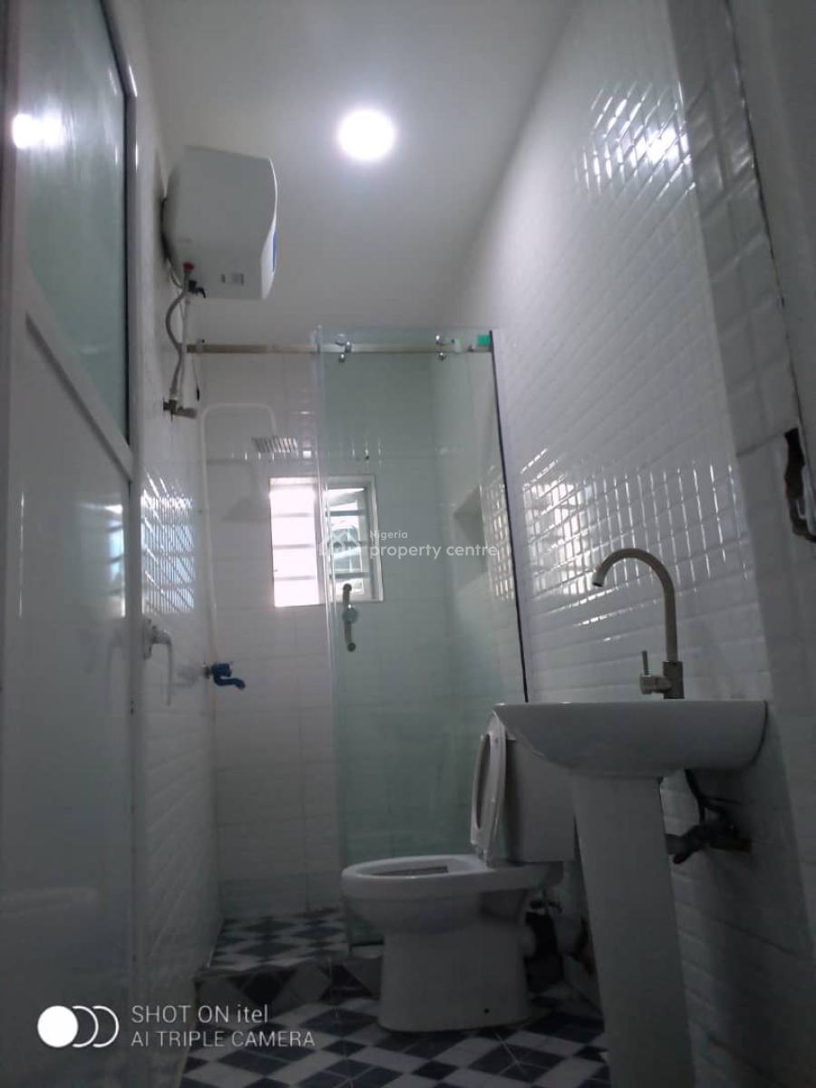 High Standard 2 Bedroom Flat, Ado Road, Ajah, Lagos, Flat / Apartment for Rent