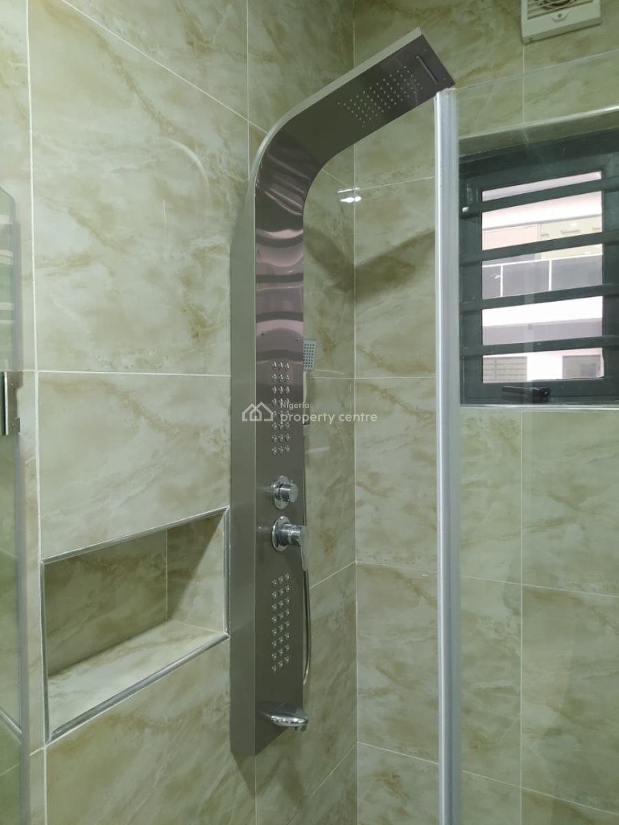 4 Bedrooms Terrace with Bq., Victoria Island (vi), Lagos, Flat / Apartment for Rent